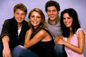 a2d94_The-OC-FOX-051115-1800x1200-640x427