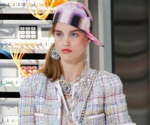 bb5de_CHANEL-SPRING-2017